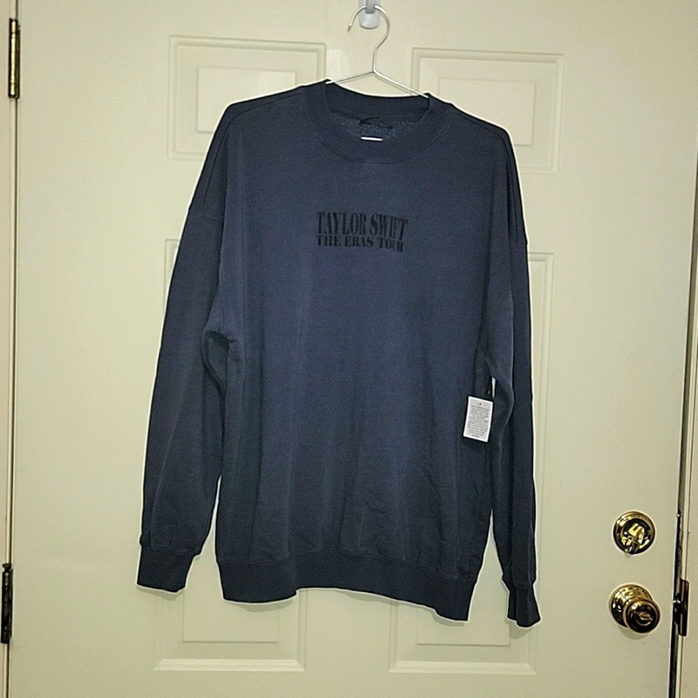 Taylor Swift The Eras Tour Official Merch Blue Crewneck Sweatshirt Large NWT